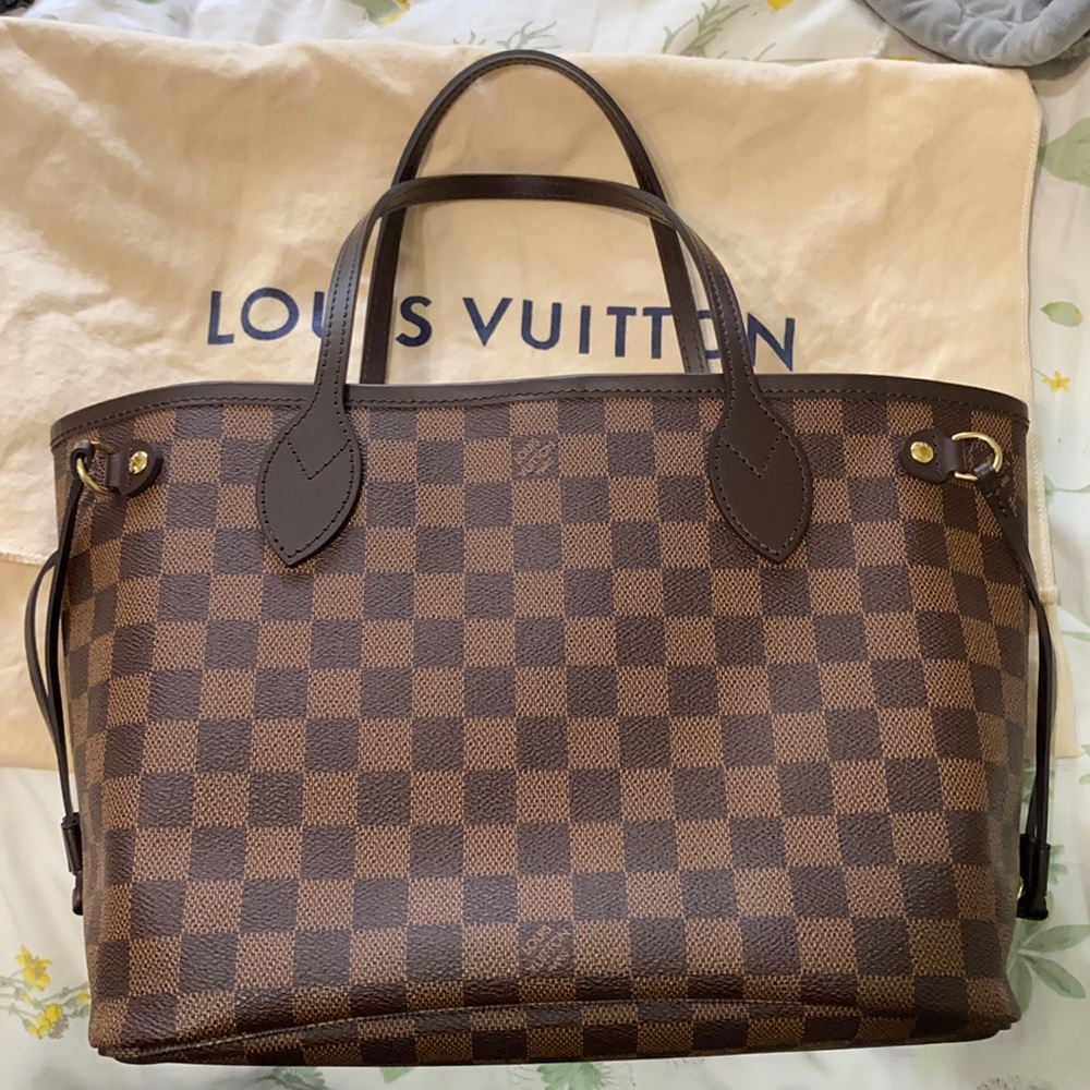 Louis Vuitton Neverfull PM
